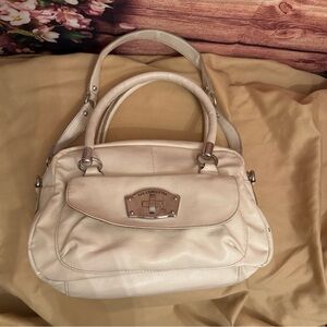 Liz Claiborne Off-White Shoulder Bag